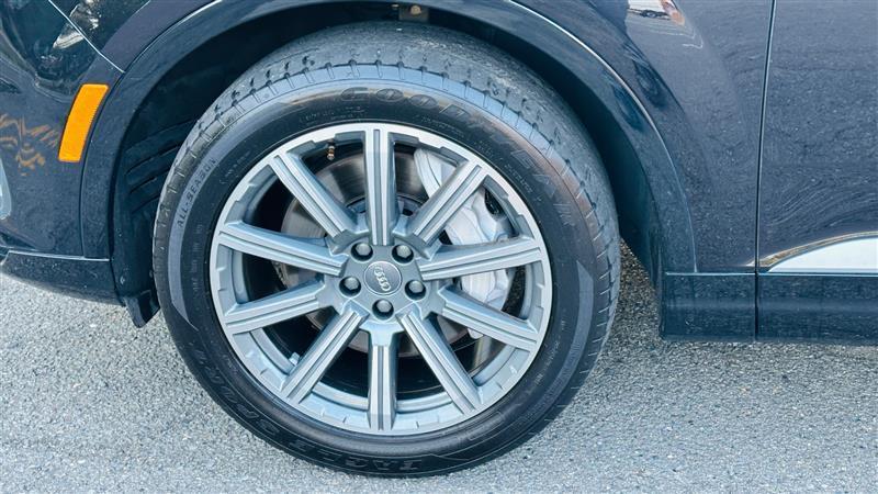 used 2018 Audi Q7 car