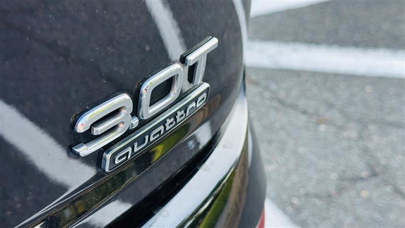 used 2018 Audi Q7 car
