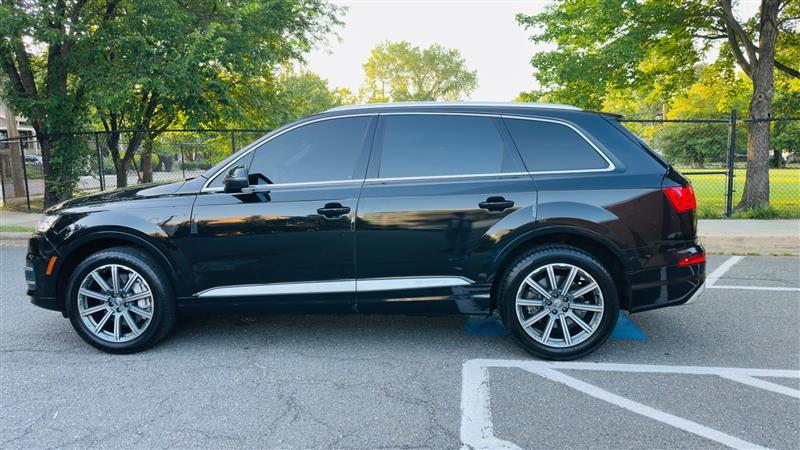 used 2018 Audi Q7 car