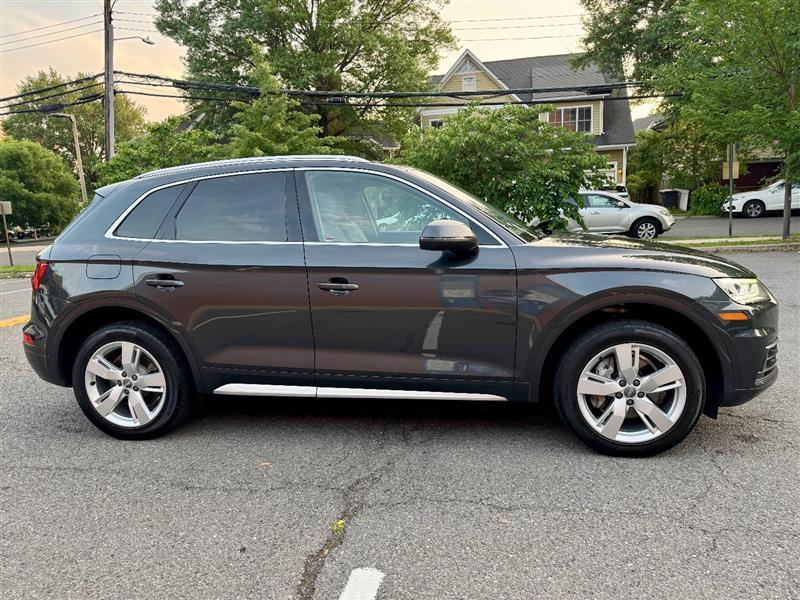 used 2018 Audi Q5 car
