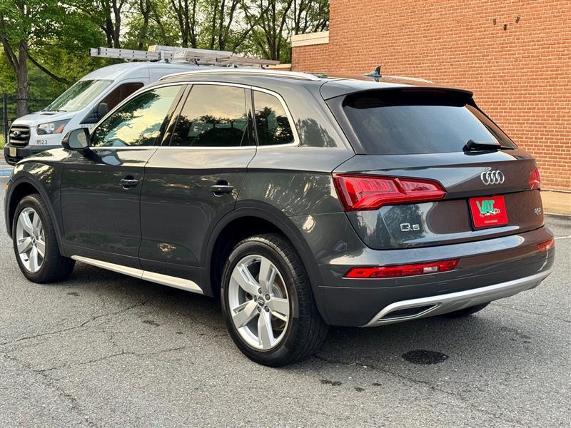 used 2018 Audi Q5 car