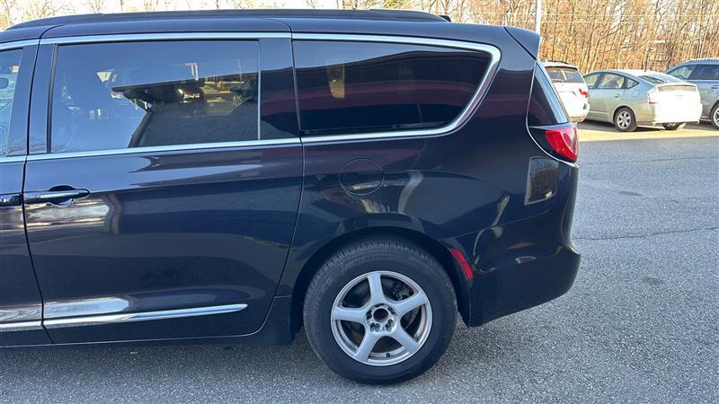 used 2017 Chrysler Pacifica car, priced at $12,995