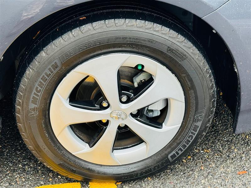 used 2015 Toyota Prius car, priced at $9,995