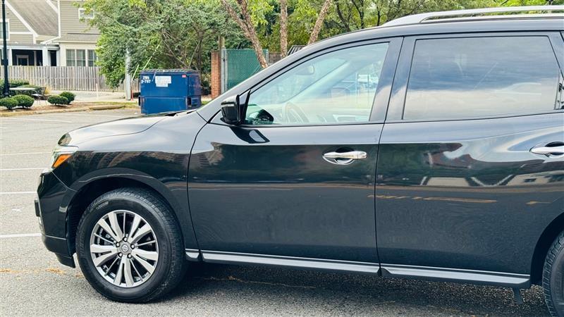 used 2019 Nissan Pathfinder car, priced at $13,995
