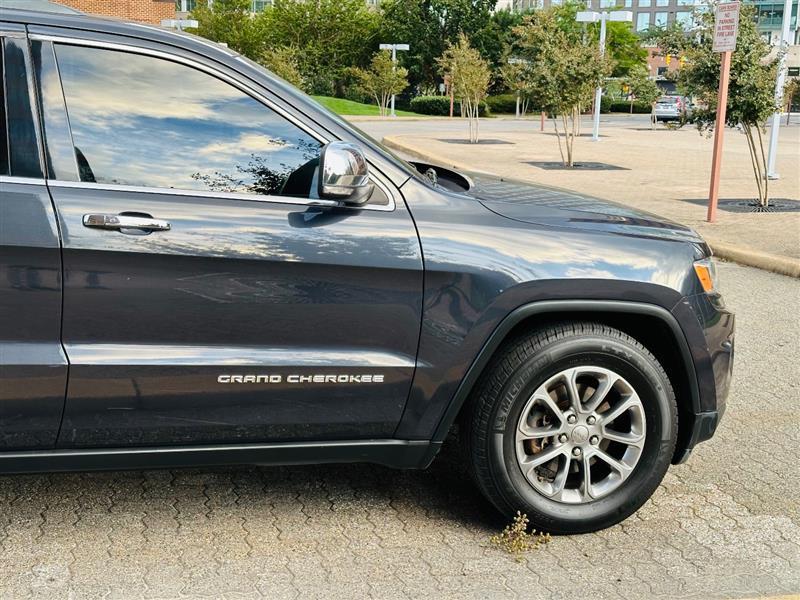 used 2015 Jeep Grand Cherokee car, priced at $13,995