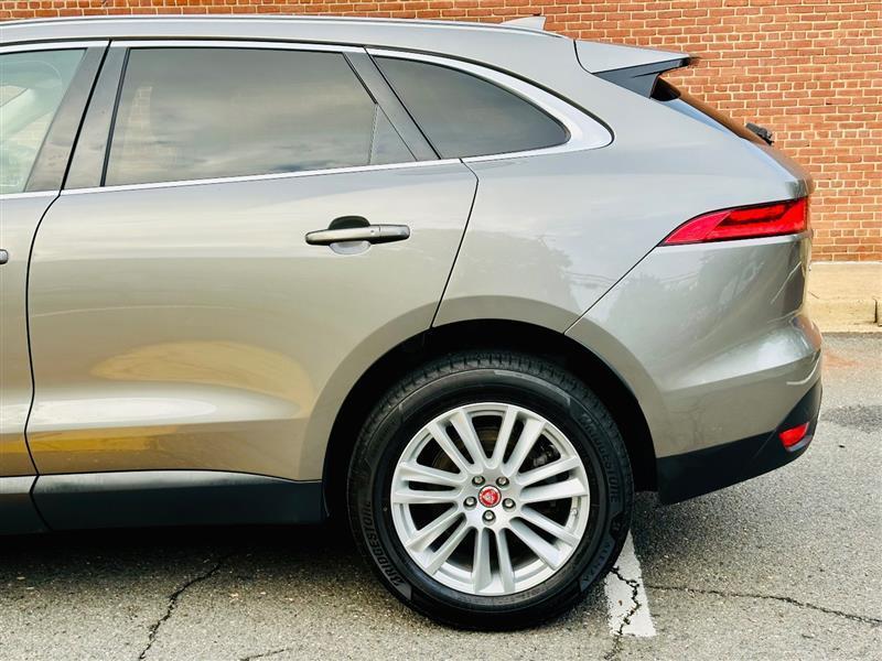 used 2019 Jaguar F-PACE car