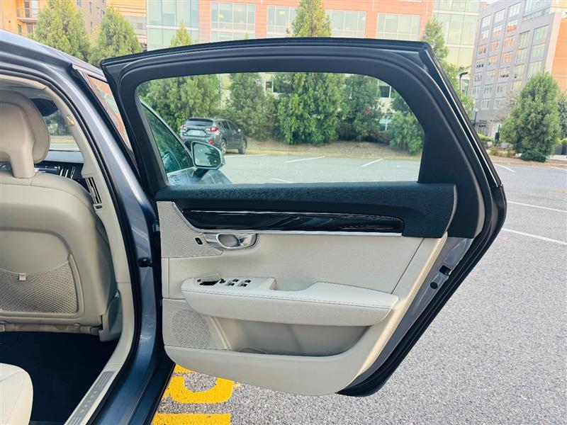used 2018 Volvo S90 car