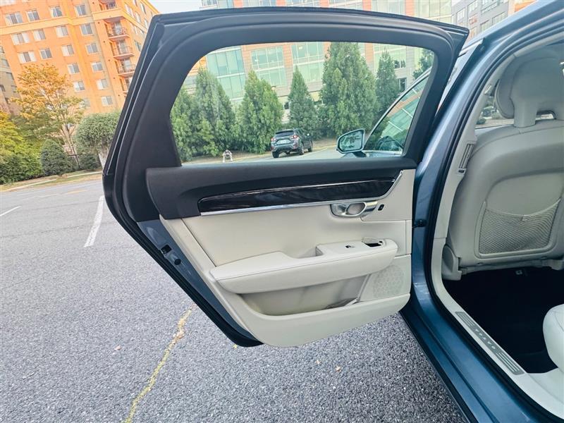 used 2018 Volvo S90 car