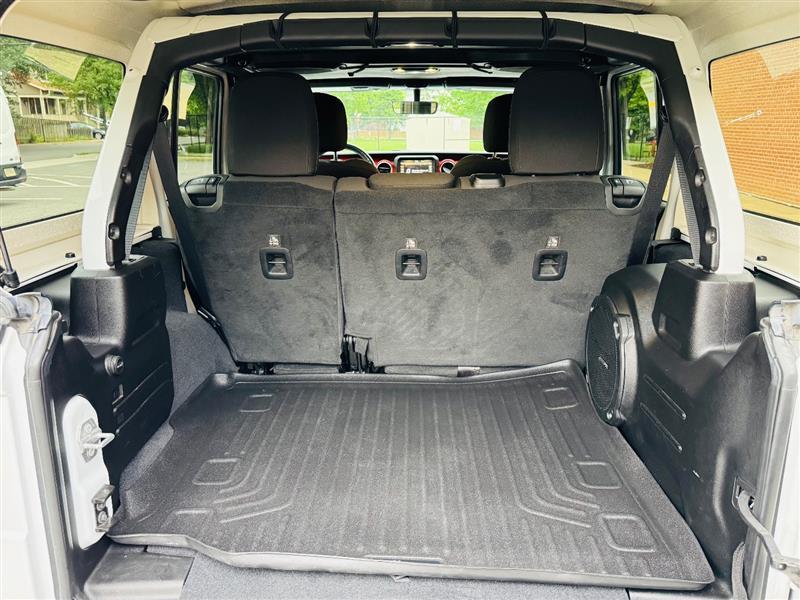 used 2019 Jeep Wrangler Unlimited car, priced at $26,995