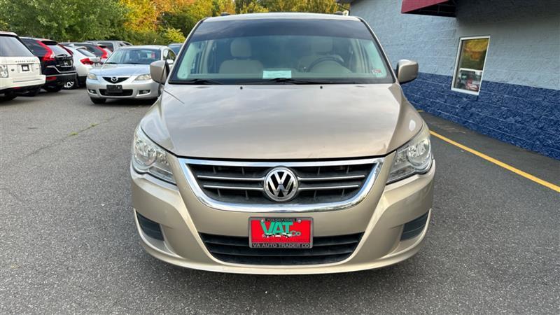 used 2009 Volkswagen Routan car, priced at $5,995