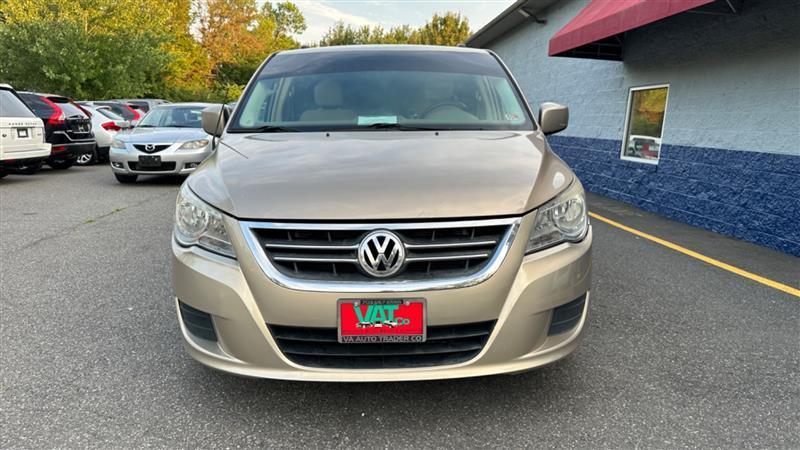 used 2009 Volkswagen Routan car, priced at $5,995