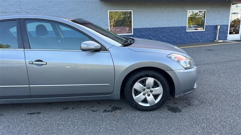 used 2007 Nissan Altima car, priced at $3,995
