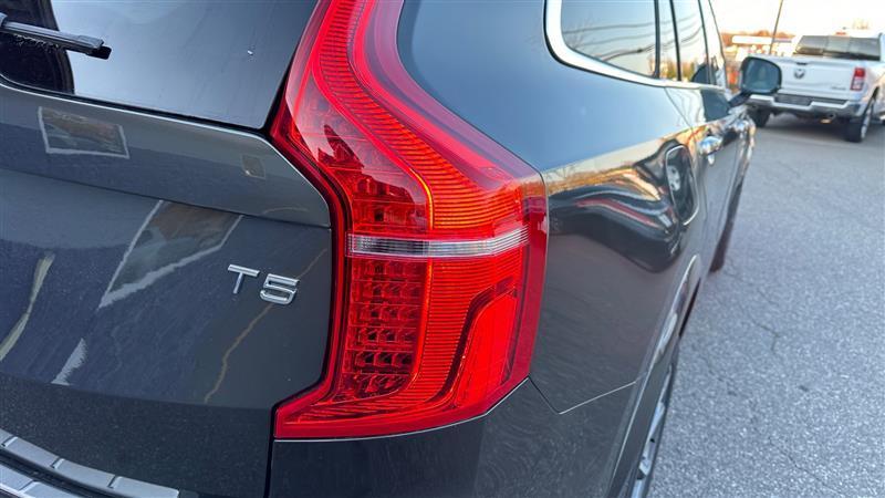 used 2018 Volvo XC90 car, priced at $19,995