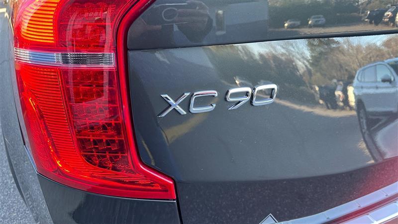 used 2018 Volvo XC90 car, priced at $19,995