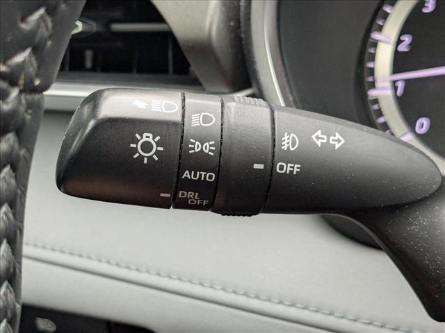 used 2022 Toyota Highlander car, priced at $34,802