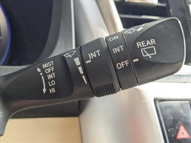 used 2019 Toyota Highlander car, priced at $18,374