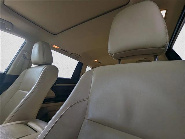 used 2019 Toyota Highlander car, priced at $18,374