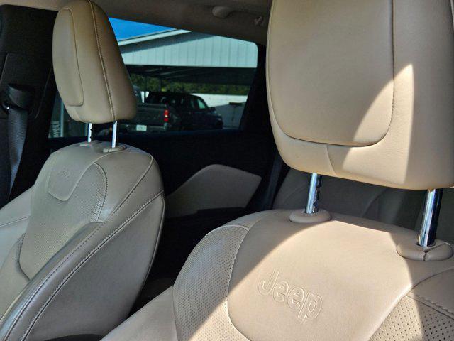 used 2015 Jeep Cherokee car, priced at $10,257