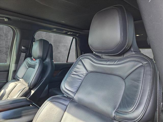 used 2019 Lincoln Navigator L car, priced at $46,498