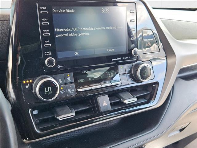used 2020 Toyota Highlander car, priced at $27,740