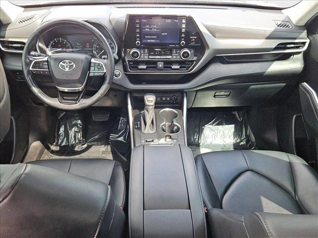 used 2020 Toyota Highlander car, priced at $27,740