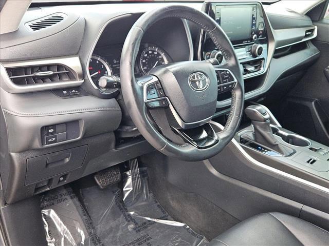 used 2020 Toyota Highlander car, priced at $27,740