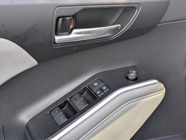 used 2021 Toyota Highlander car, priced at $35,695
