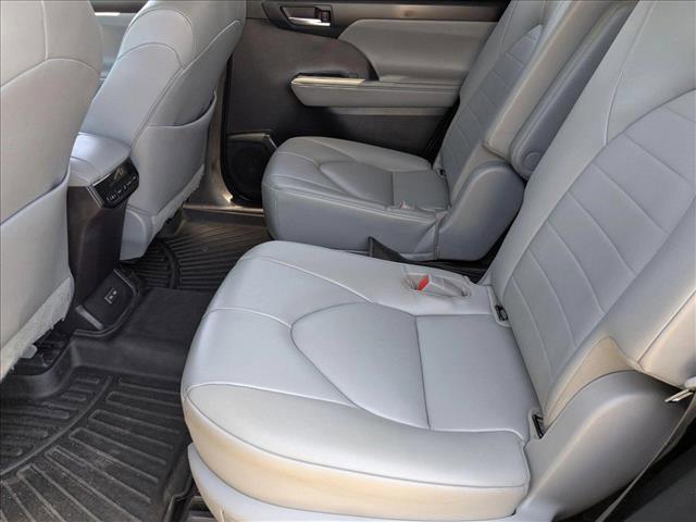 used 2023 Toyota Highlander car, priced at $31,886