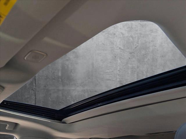 used 2023 Toyota Highlander car, priced at $31,886