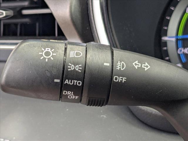 used 2021 Toyota Highlander Hybrid car, priced at $35,612