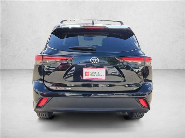 used 2024 Toyota Highlander car, priced at $33,548