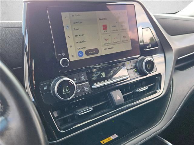 used 2024 Toyota Highlander car, priced at $33,548