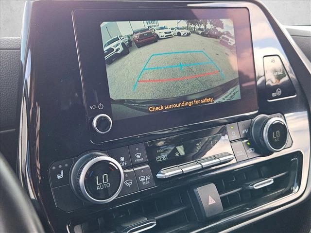 used 2024 Toyota Highlander car, priced at $33,548