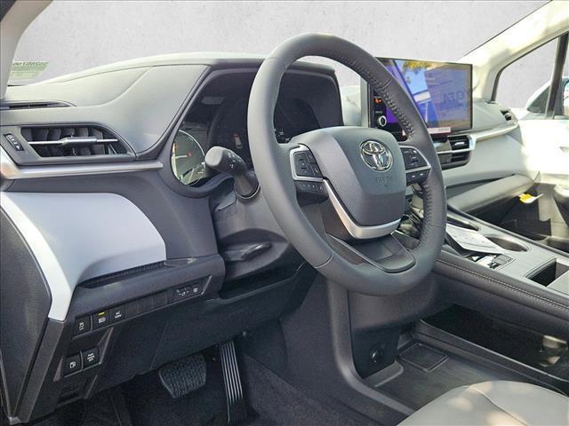 new 2025 Toyota Sienna car, priced at $50,385