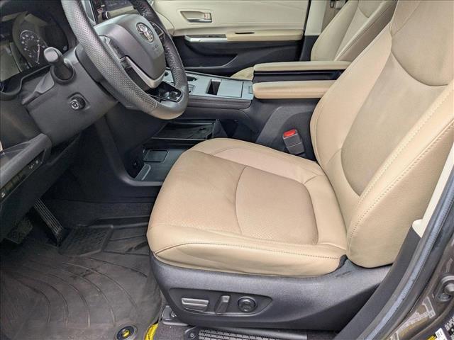 used 2023 Toyota Sienna car, priced at $44,156