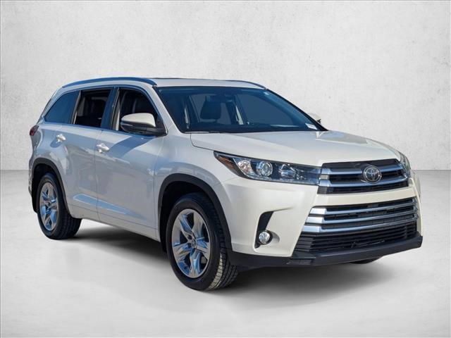 used 2017 Toyota Highlander car, priced at $22,963