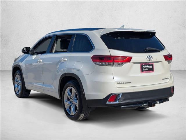 used 2017 Toyota Highlander car, priced at $22,963