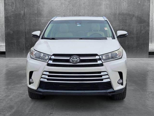 used 2018 Toyota Highlander car, priced at $25,998