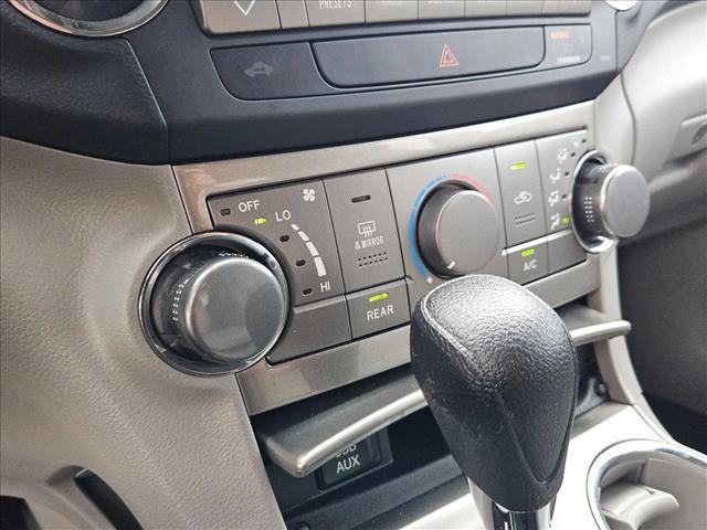 used 2012 Toyota Highlander car, priced at $12,498