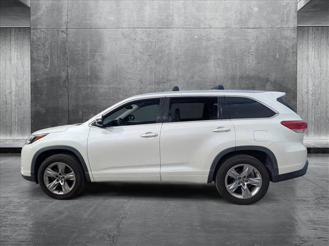 used 2017 Toyota Highlander car, priced at $27,498