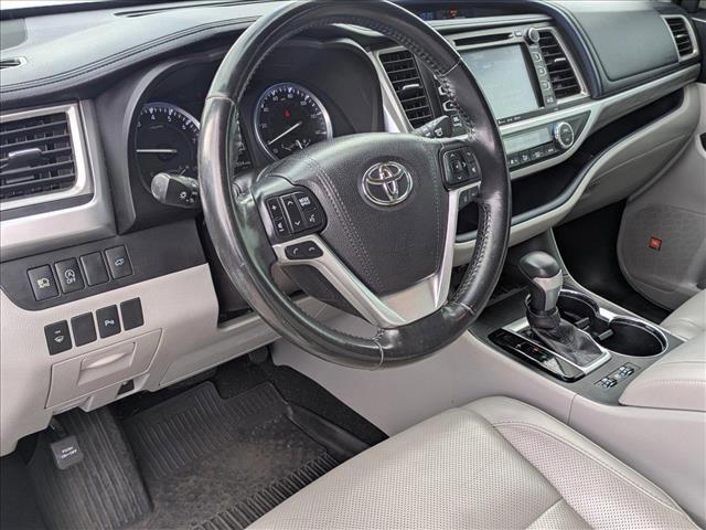 used 2017 Toyota Highlander car, priced at $27,498