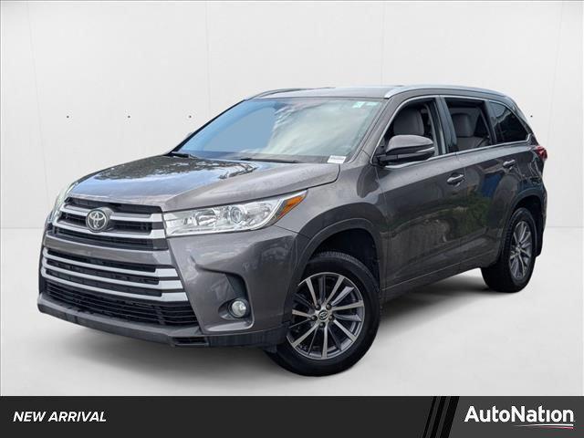 used 2018 Toyota Highlander car, priced at $25,300