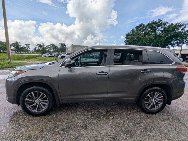 used 2018 Toyota Highlander car, priced at $25,300