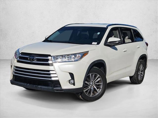 used 2018 Toyota Highlander car, priced at $25,205