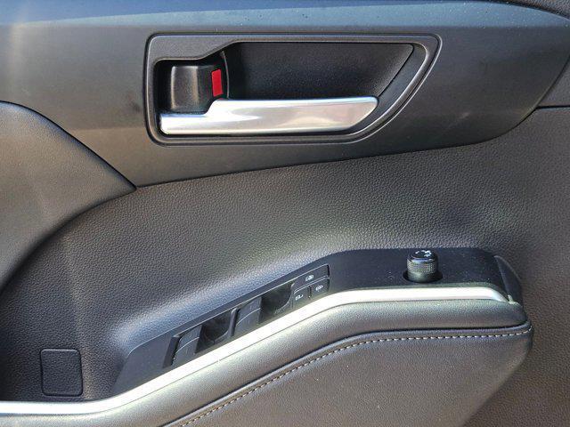 used 2023 Toyota Highlander car, priced at $33,198