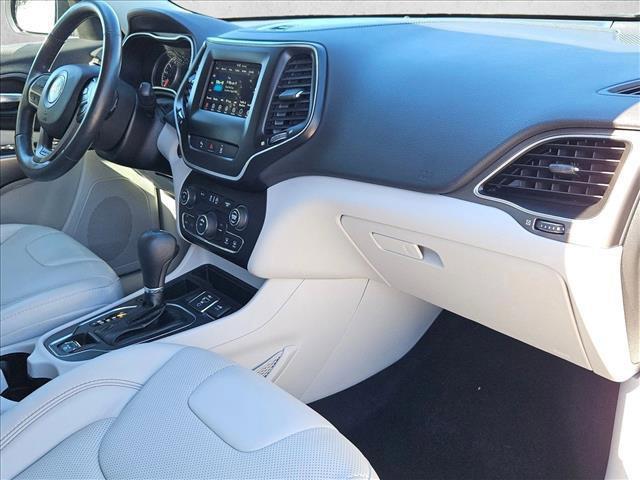 used 2020 Jeep Cherokee car, priced at $18,399