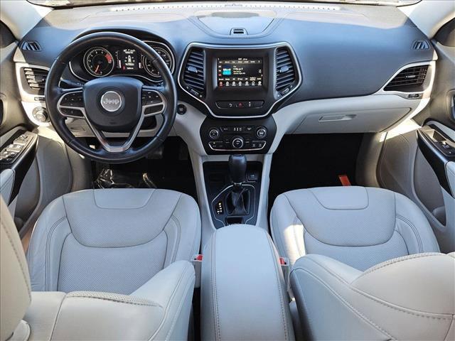 used 2020 Jeep Cherokee car, priced at $18,399