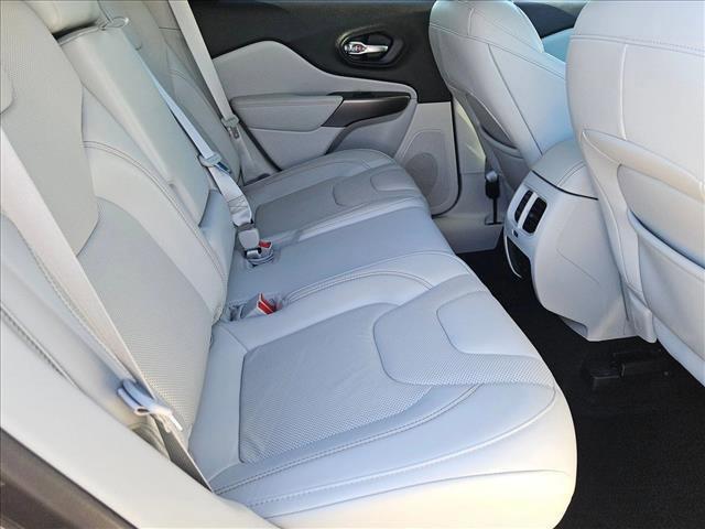 used 2020 Jeep Cherokee car, priced at $18,399