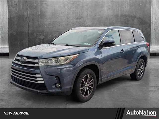 used 2017 Toyota Highlander car, priced at $22,997