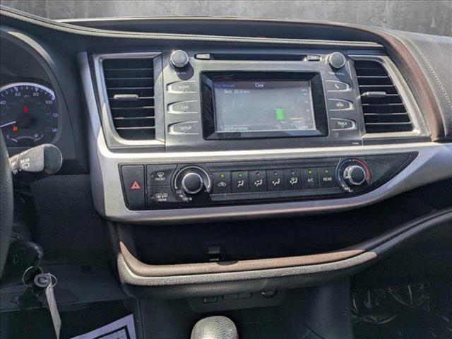 used 2019 Toyota Highlander car, priced at $19,797